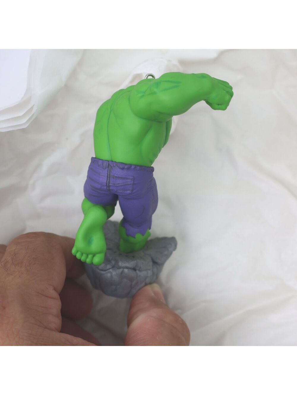 Hallmark Keepsake Marvel Hulk Smash! The Incredible Hulk Christmas Tree Ornament - Picture 10 of 11